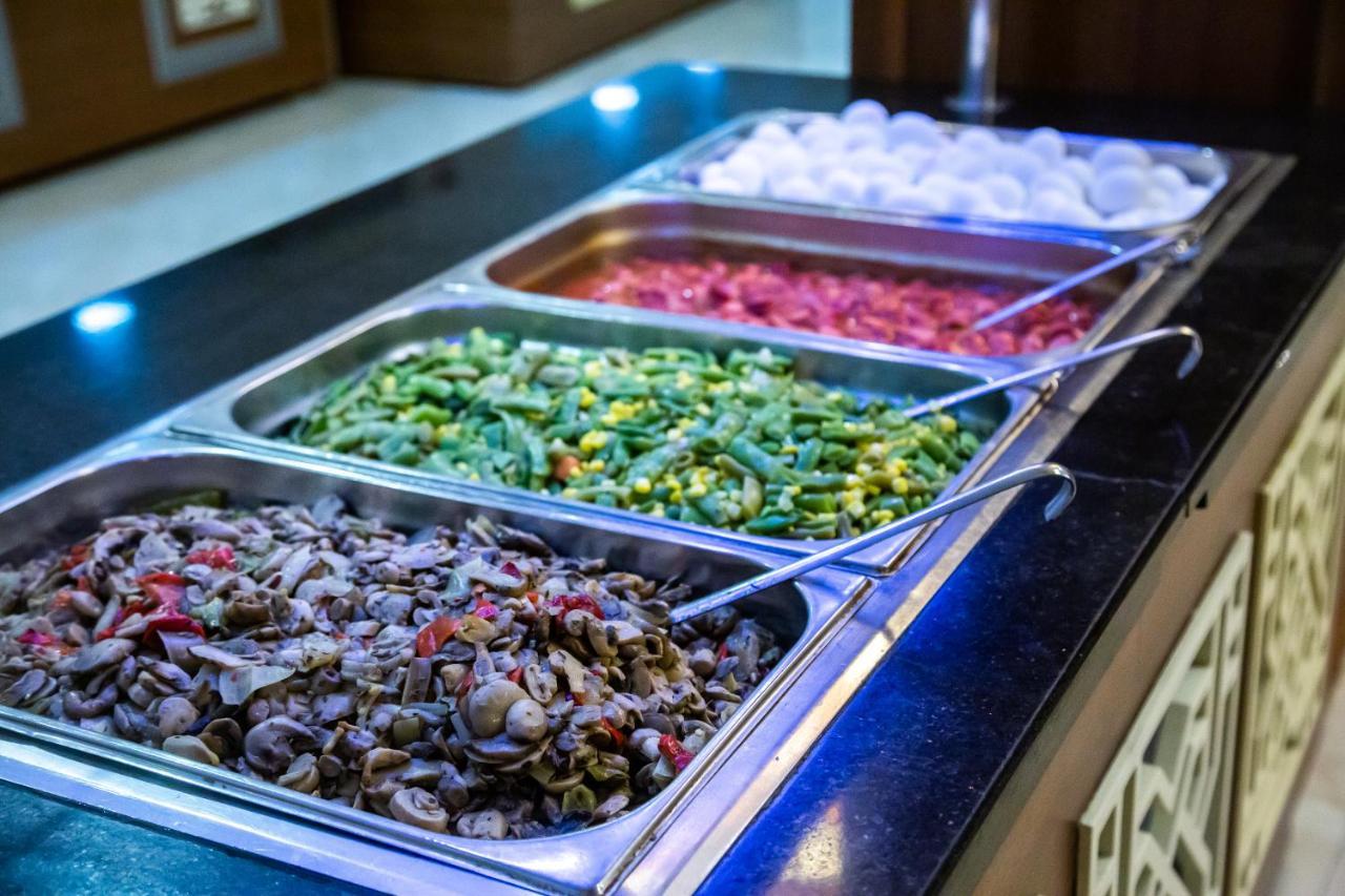 Spa Hotel Colossae Thermal Karahayit  Esterno foto A chafing dish