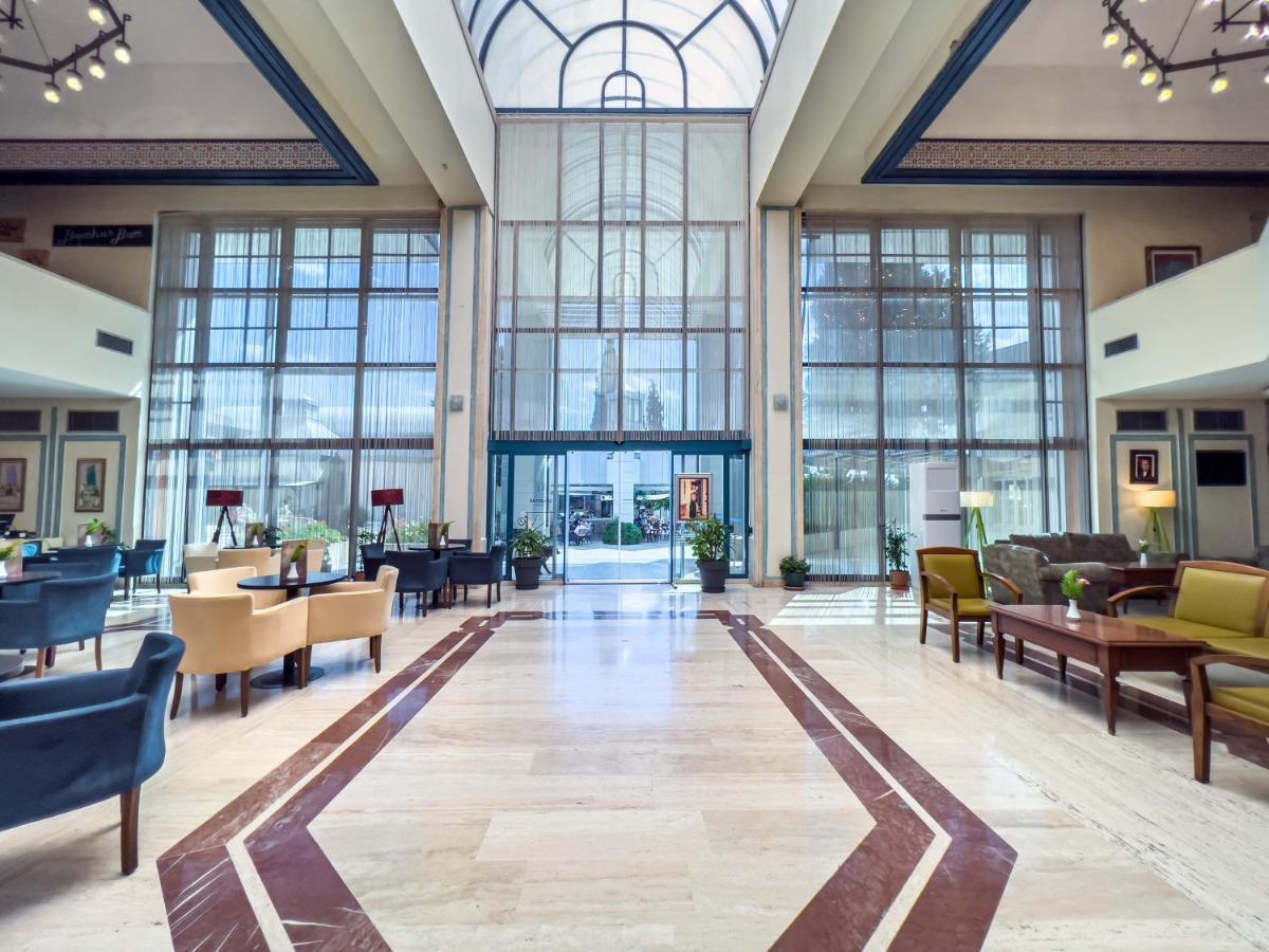 Spa Hotel Colossae Thermal Karahayit  Esterno foto Lobby