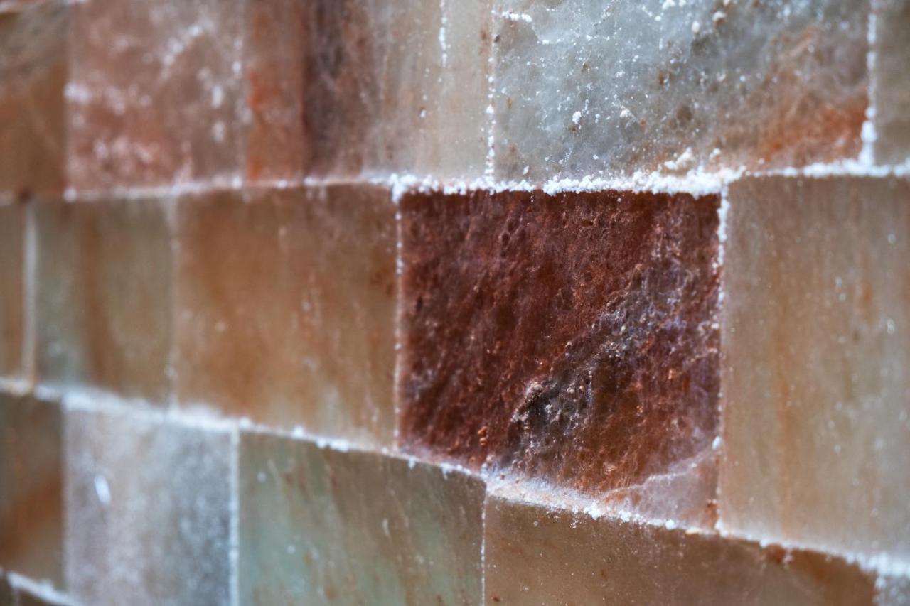 Spa Hotel Colossae Thermal Karahayit  Esterno foto Salt blocks
